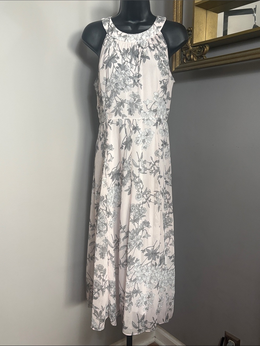 Tommy Hilfiger Size 4 Pink and Gray Floral Halter Midi Dress